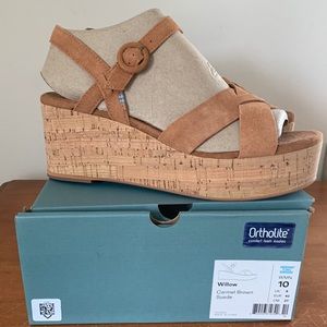 New Toms Willow Carmel Brown Suede Sandals Size 10
